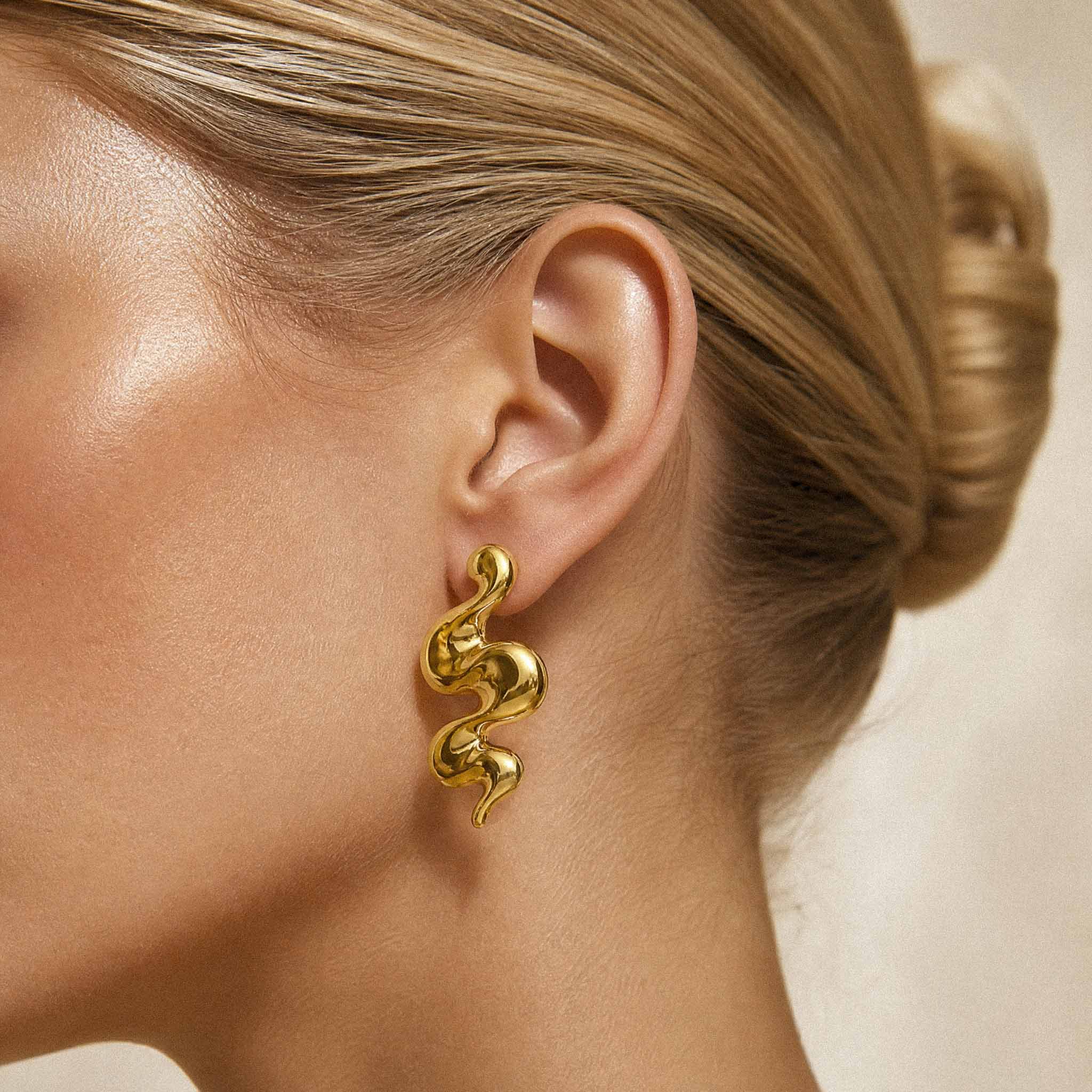 BOUCLES D'OREILLES ONDULÉS
